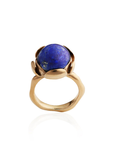 Blossom ring with lapis lazuli by Hyrv Scandinavian jewelry brand