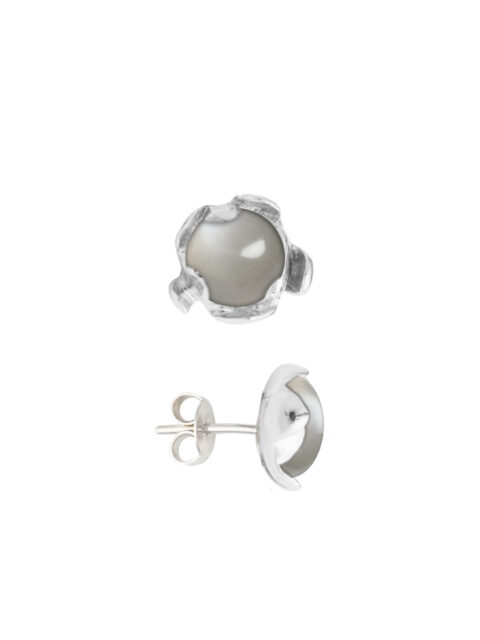 Elegant grey earrings